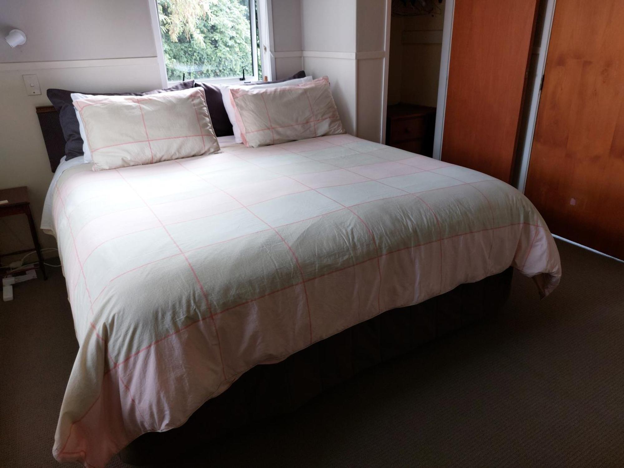 Bed And Breakfast Happy Home Taupo Accommodation Zewnętrze zdjęcie